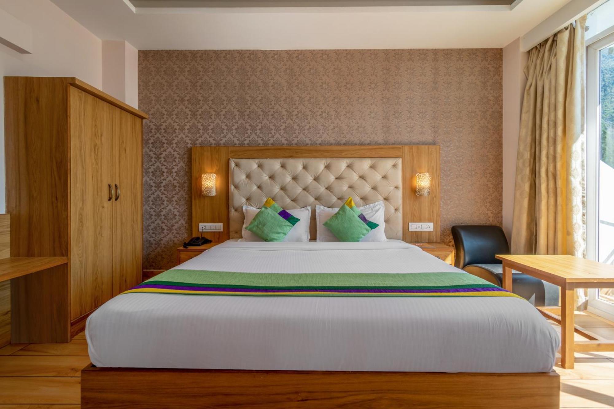 Akashdeep Hotel Dharamshala Exterior photo